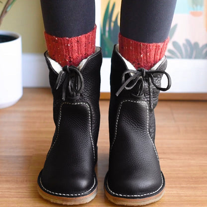 Damen Winterstiefel mit Kunstfellfutter - Warme Schnürstiefel für kalte Tage - Rutschfeste Sohle - Braun - Komfortabel und robust