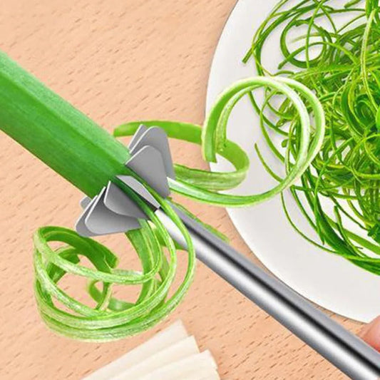 SliceSwift Zerkleinerer - Edelstahl Küchenhelfer, müheloses Gemüse schneiden, tröpfchenfreie Zwiebelschneider